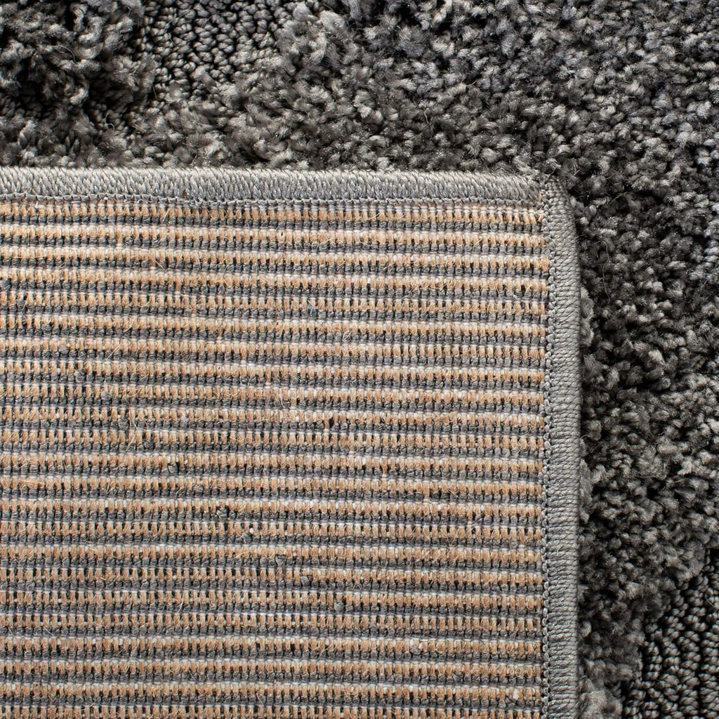 SAFAVIEH Florida Shag Collection Area Rug - 6'7" Square, Grey, Scroll Design, Non-Shedding & Easy to Clean, High-Low Plush Pile, Ideal for Living Room, Bedroom, Dining Space (SG455-8013)