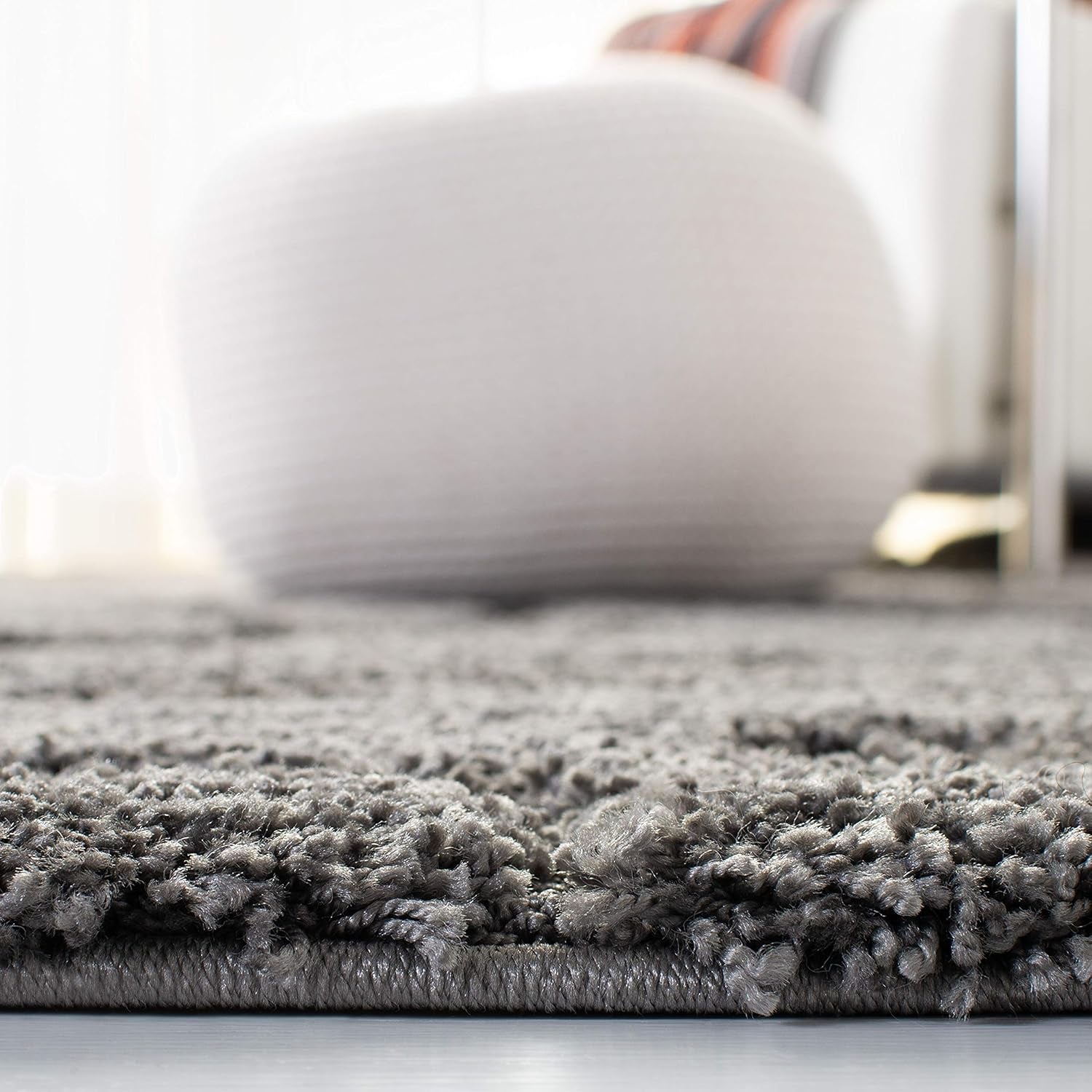 SAFAVIEH Florida Shag Collection Area Rug - 6'7" Square, Grey, Scroll Design, Non-Shedding & Easy to Clean, High-Low Plush Pile, Ideal for Living Room, Bedroom, Dining Space (SG455-8013)