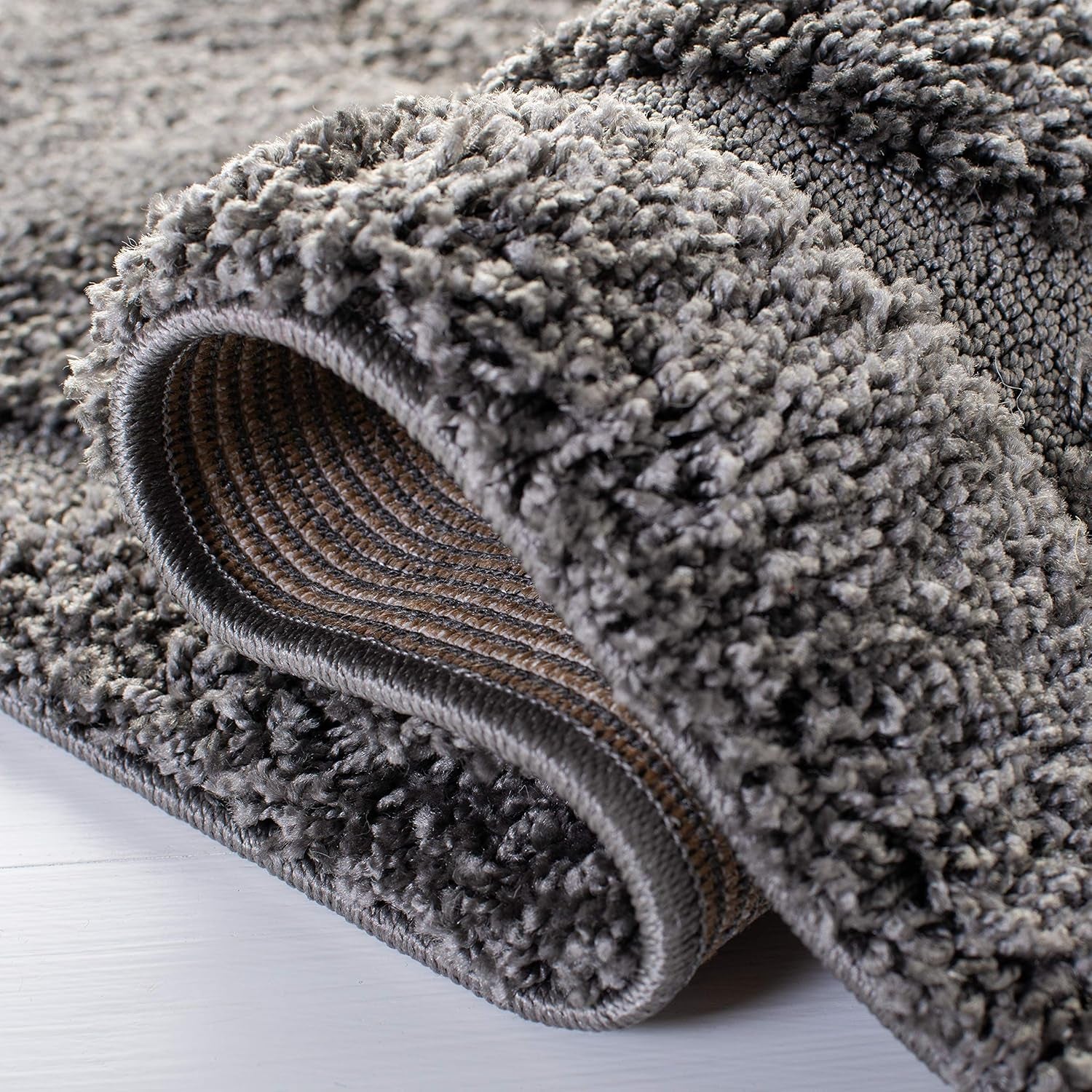 SAFAVIEH Florida Shag Collection Area Rug - 6'7" Square, Grey, Scroll Design, Non-Shedding & Easy to Clean, High-Low Plush Pile, Ideal for Living Room, Bedroom, Dining Space (SG455-8013)