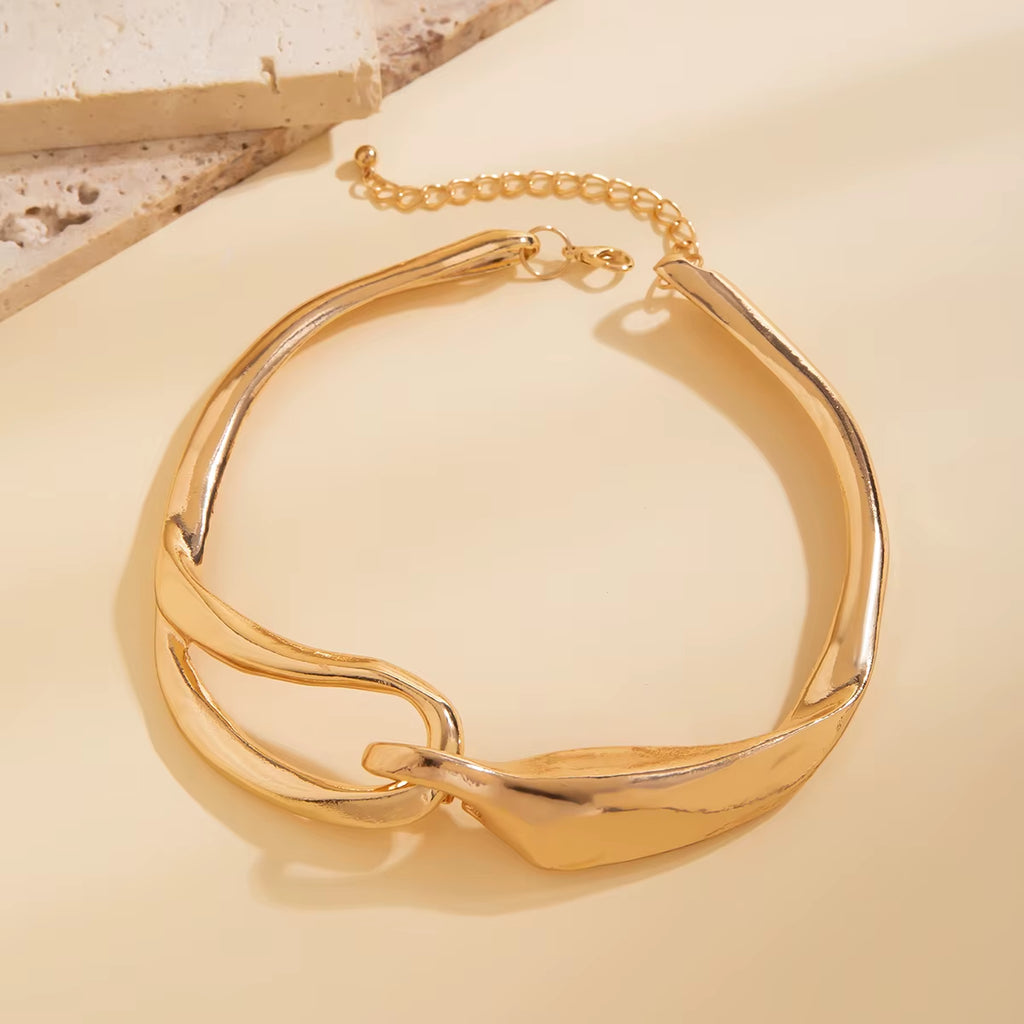 Rebel Luxe Thick Chain Choker Necklace - Unleash Your Bold Style with Heavy Metal Edge